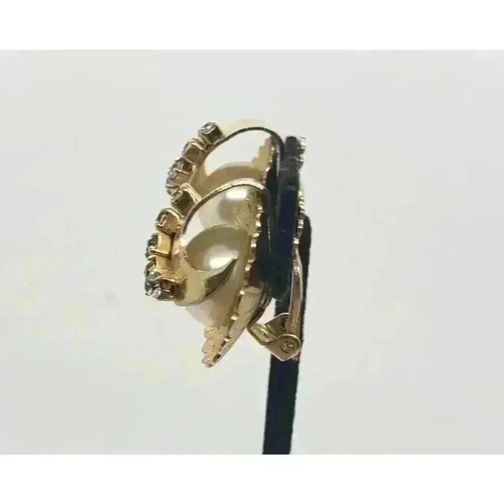 Vintage Clip Earrings Faux Pearl, Gold & Rhinestone Wrap Design Fluted Base - Picture 4 of 7